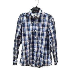 Amazon essentials M button up